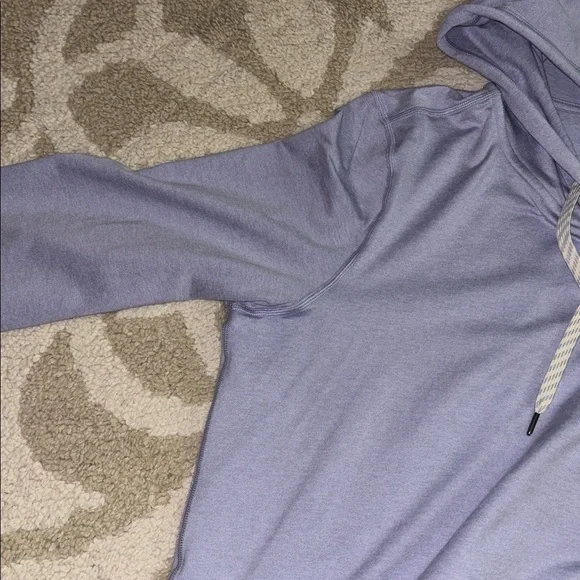 Vuori Halo Essential Hoodie - Picture 4 of 9